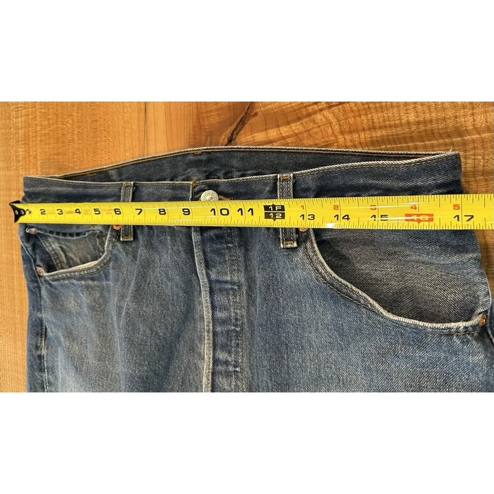 Levi's 501 Jeans Button Fly Blue Mens Light Wash Denim Straight Size 38x33